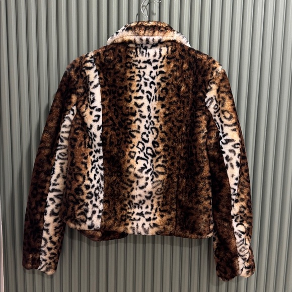 NEW Blank NYC Thundercat Leopard Jacket - Picture 3 of 10